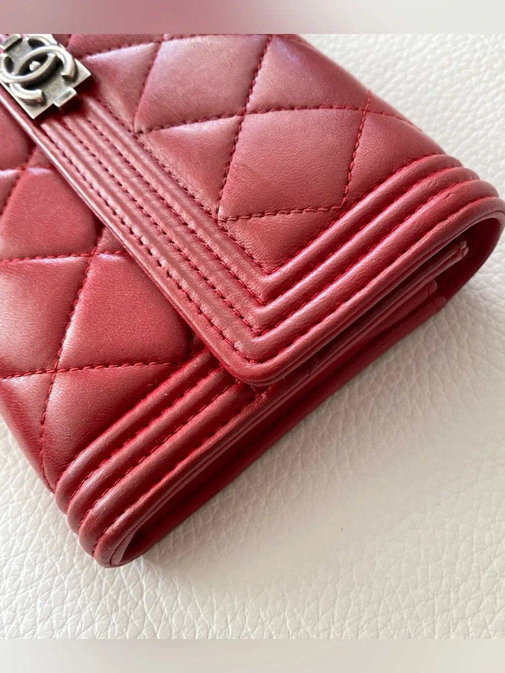 Chanel Red Boy Continental Waller in Quilted Lambskin Leather - GUC